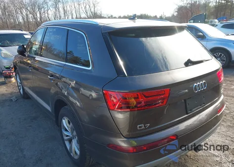 2017 Audi Q7 3.0T Premium из США, поврежденный, VIN WA1LAAF75HD031599